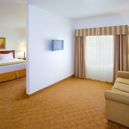 Holiday Inn Express Hotel & Suites Elkins By Ihg Exteriör bild