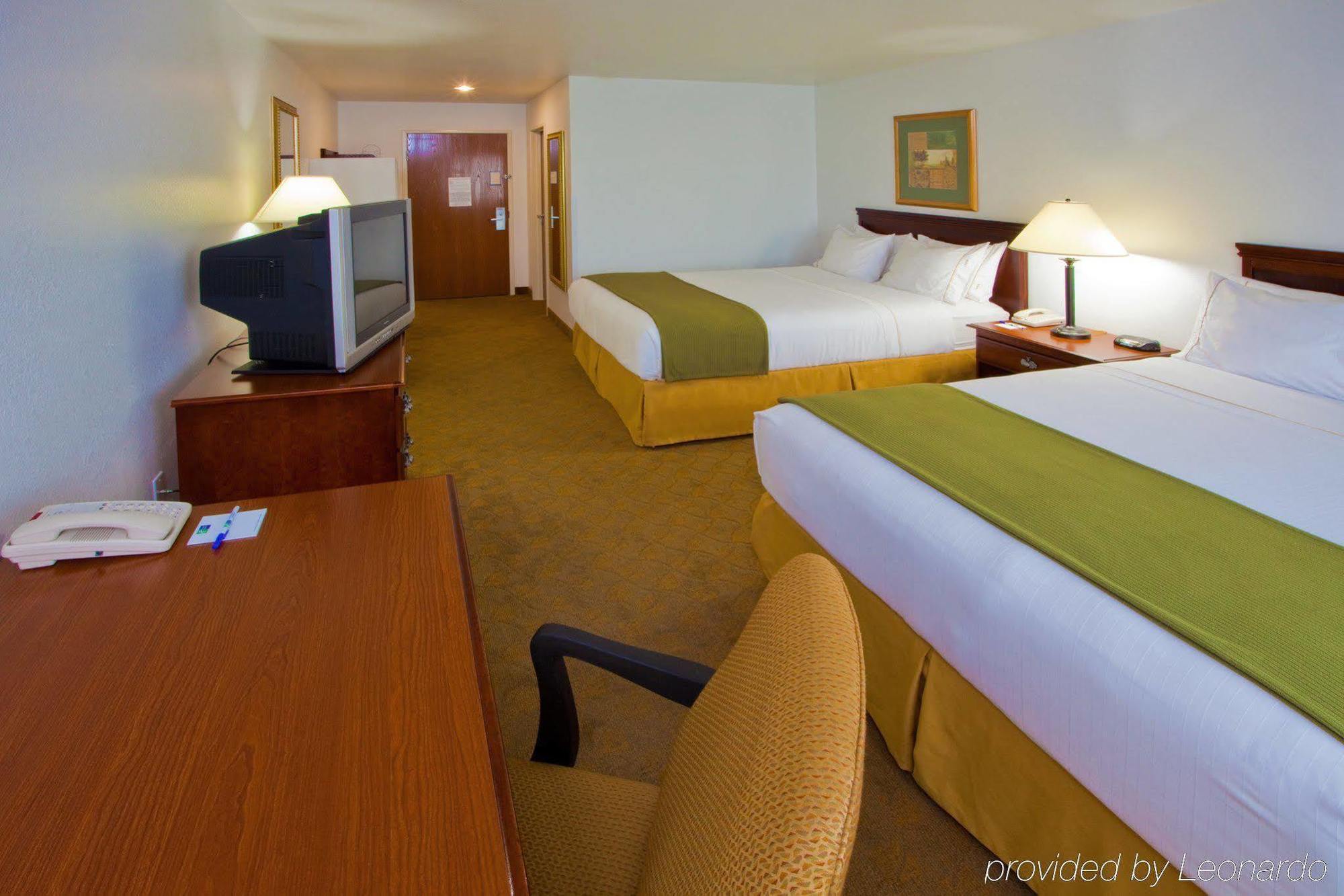 Holiday Inn Express Hotel & Suites Elkins By Ihg Exteriör bild