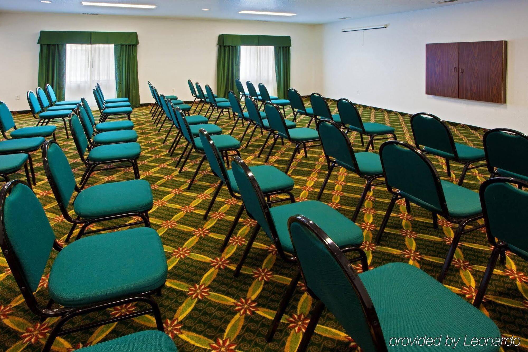 Holiday Inn Express Hotel & Suites Elkins By Ihg Exteriör bild